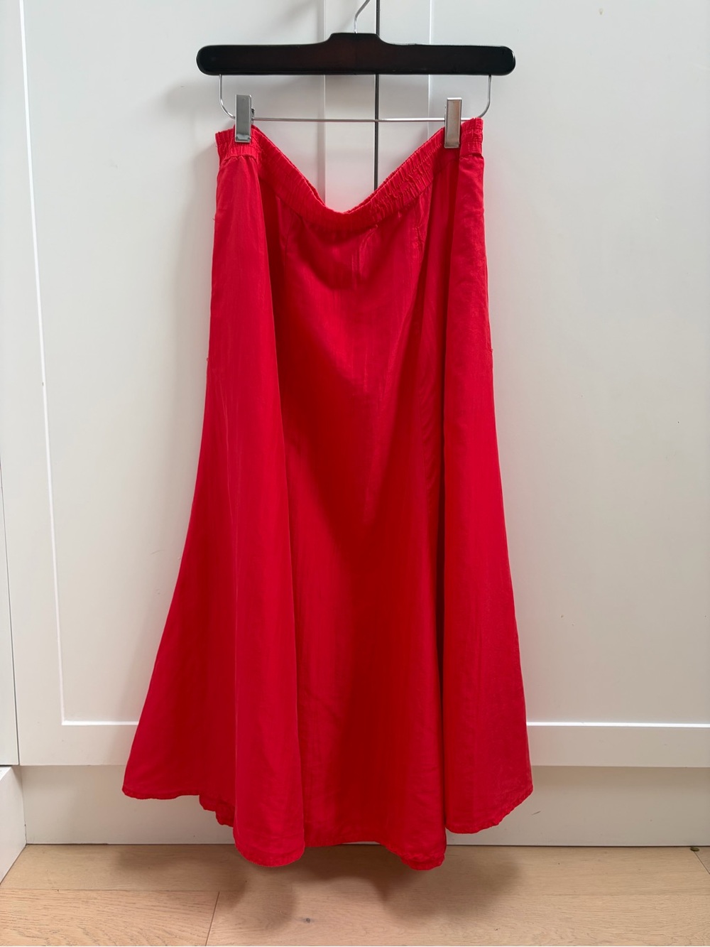 Vintage Stewart Sport 100% Silk Red Maxi Skirt w/ Pockets